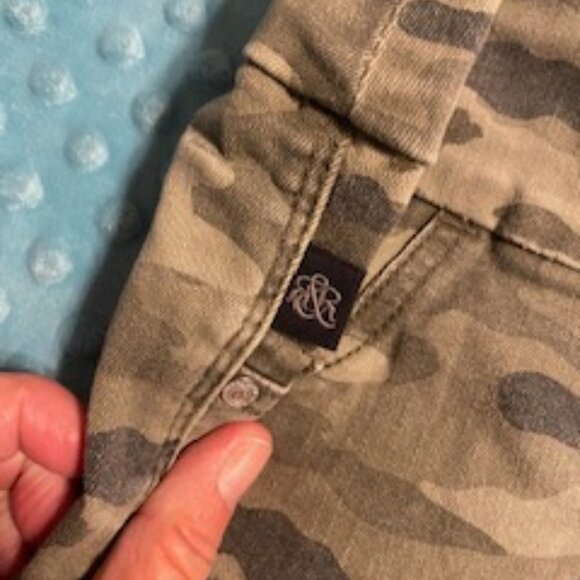 Rock & Republic Camo Jeggings - Picture 4 of 5